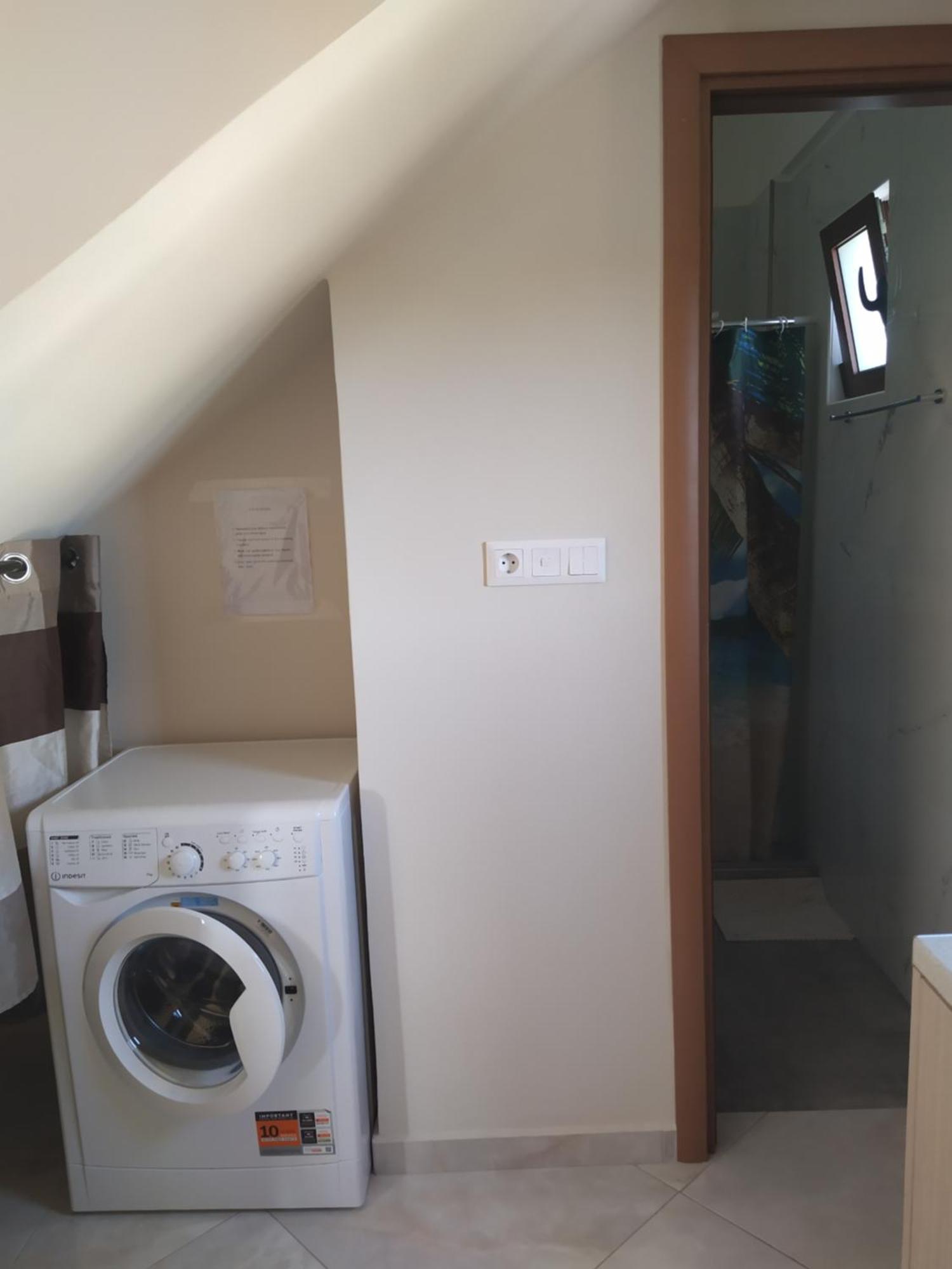 Eirini House Apartment Leonídion Екстериор снимка
