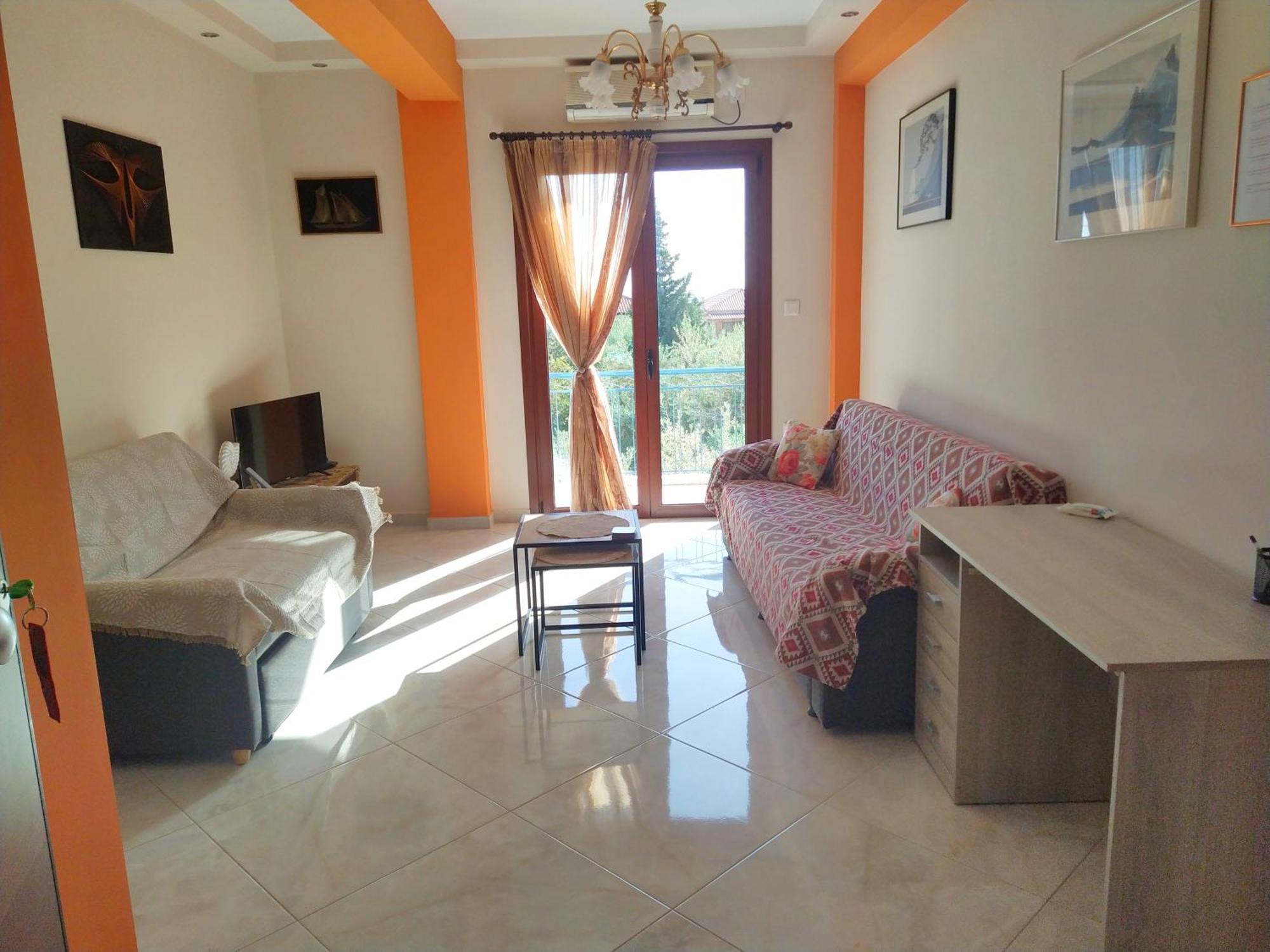 Eirini House Apartment Leonídion Екстериор снимка