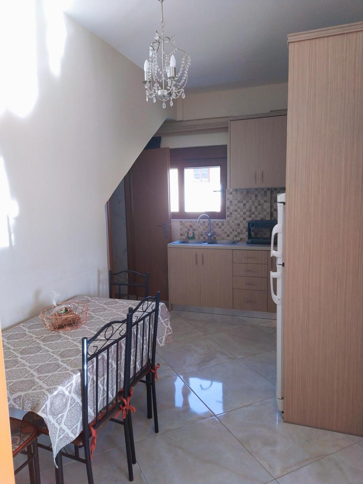 Eirini House Apartment Leonídion Екстериор снимка